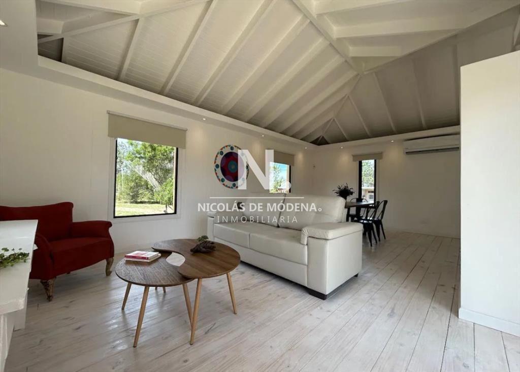 CASA EN VENTA. EN ARENAS DE JOSÃ? IGNACIO