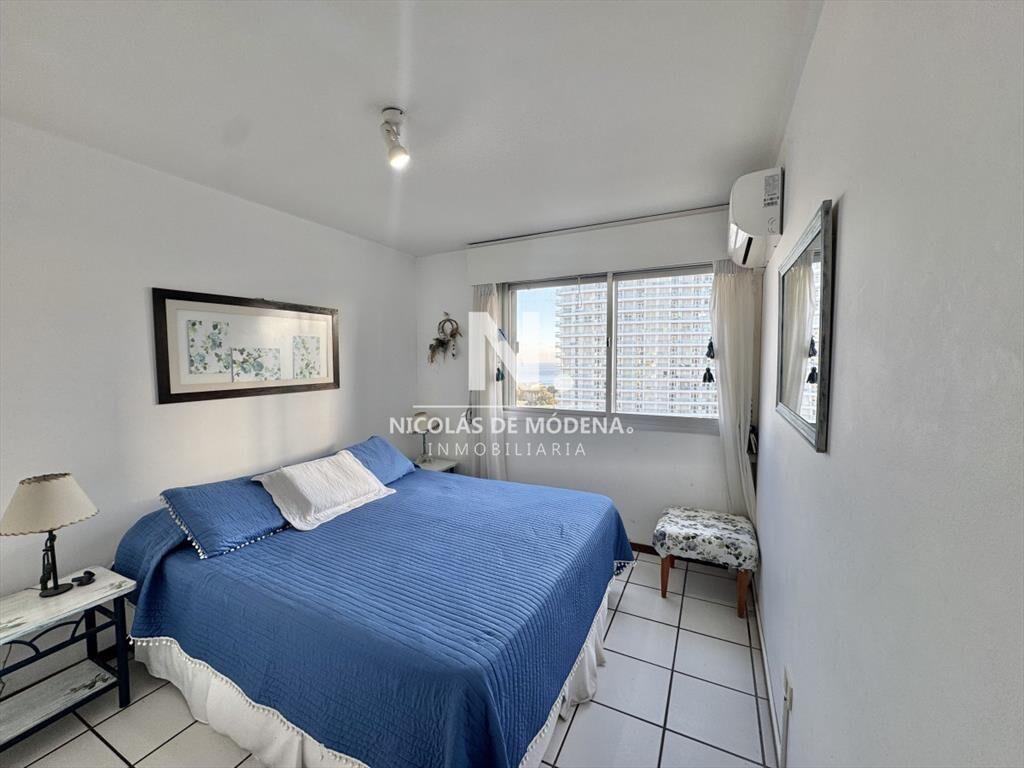 VENTA DE APARTAMENTO DE 2 DORMITIORIOS ZONA MANSA