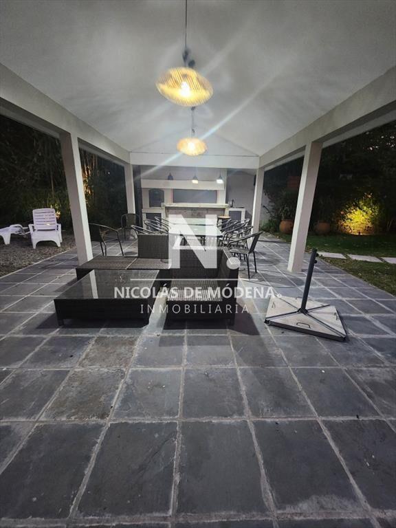 Casa en Venta de 4 dormitorios en Playa Mansa , ,