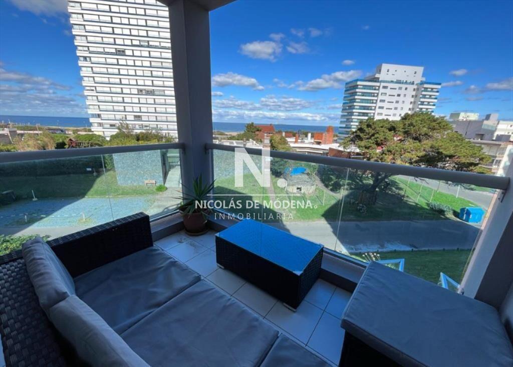 Vende apartamento en Brava Punta del Este de 2