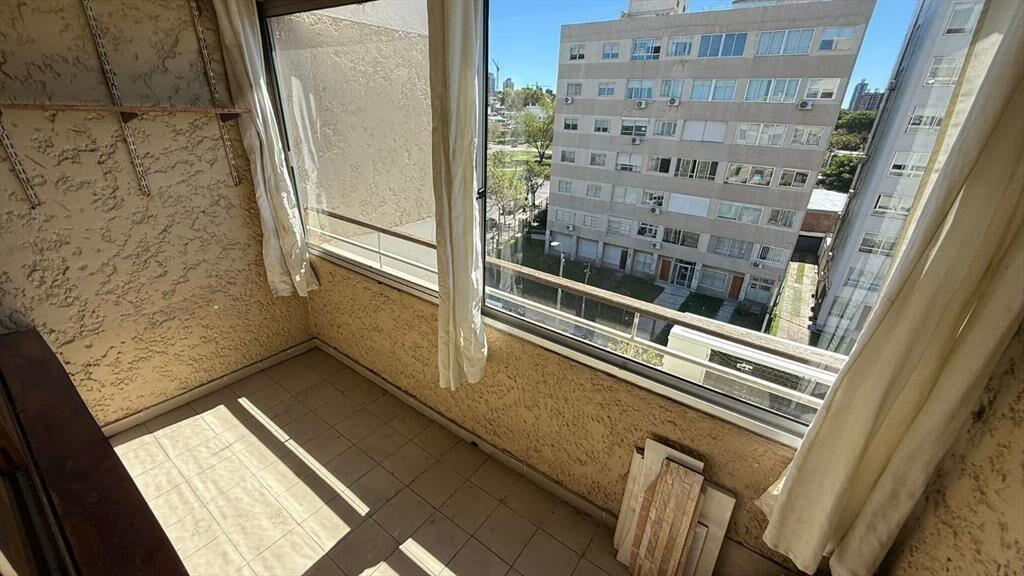 Almería esq Concepción del uruguay, 2 dorm,  60 m2