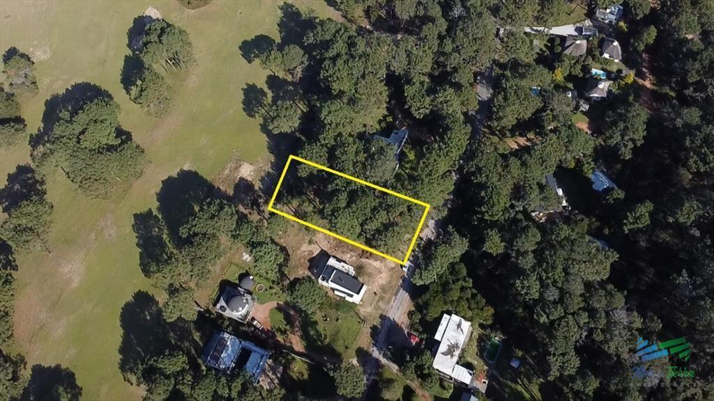 Venta de lote en club del lago con superficie de