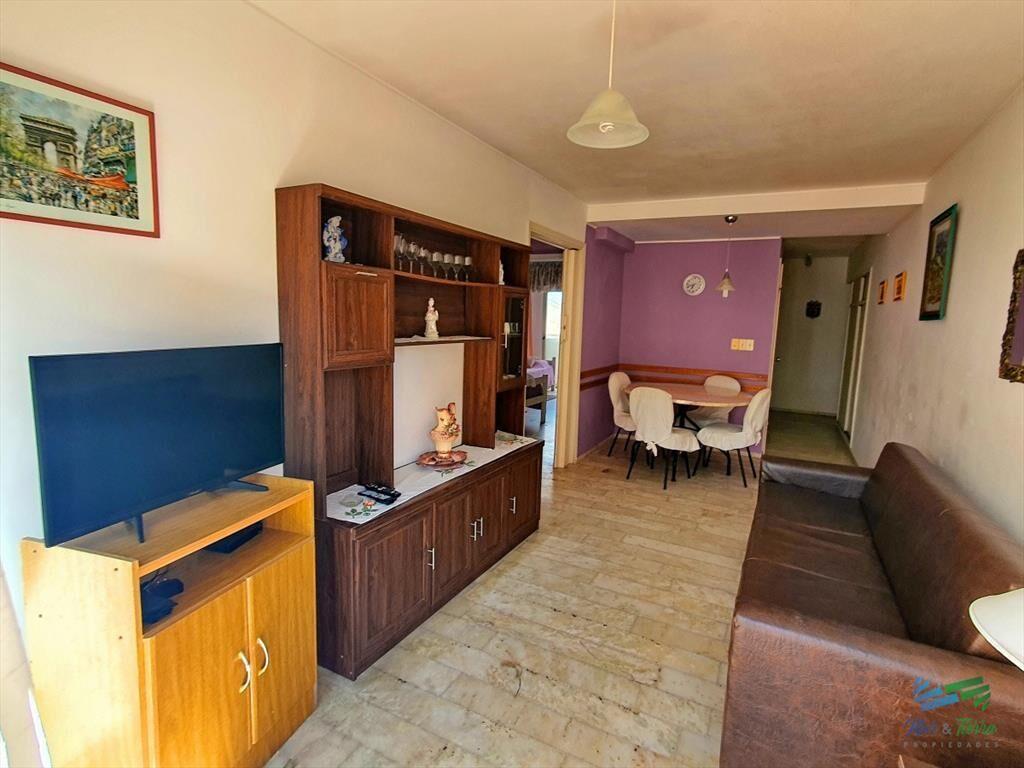 En venta apartamento 2 dormitorios con buena y en