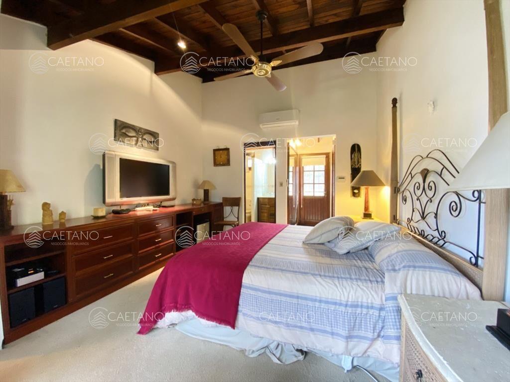 VENTA CASA PLAYA MANSA, 4 DORMITORIOS