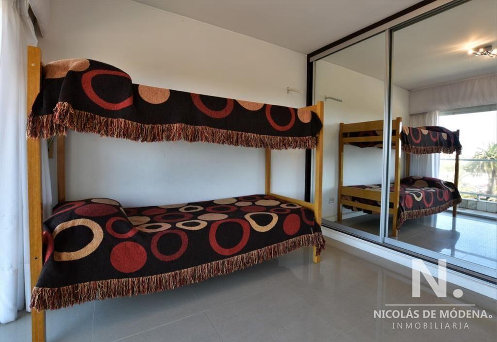 Venta de Apartamento 2 dormitorios, Península, Punta del E