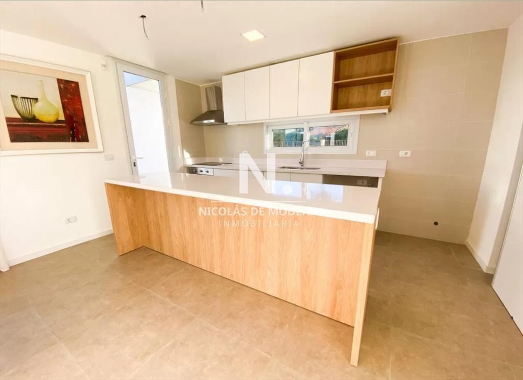 Casa de 3 dormitorios y 3 Baños en Barrio Punta