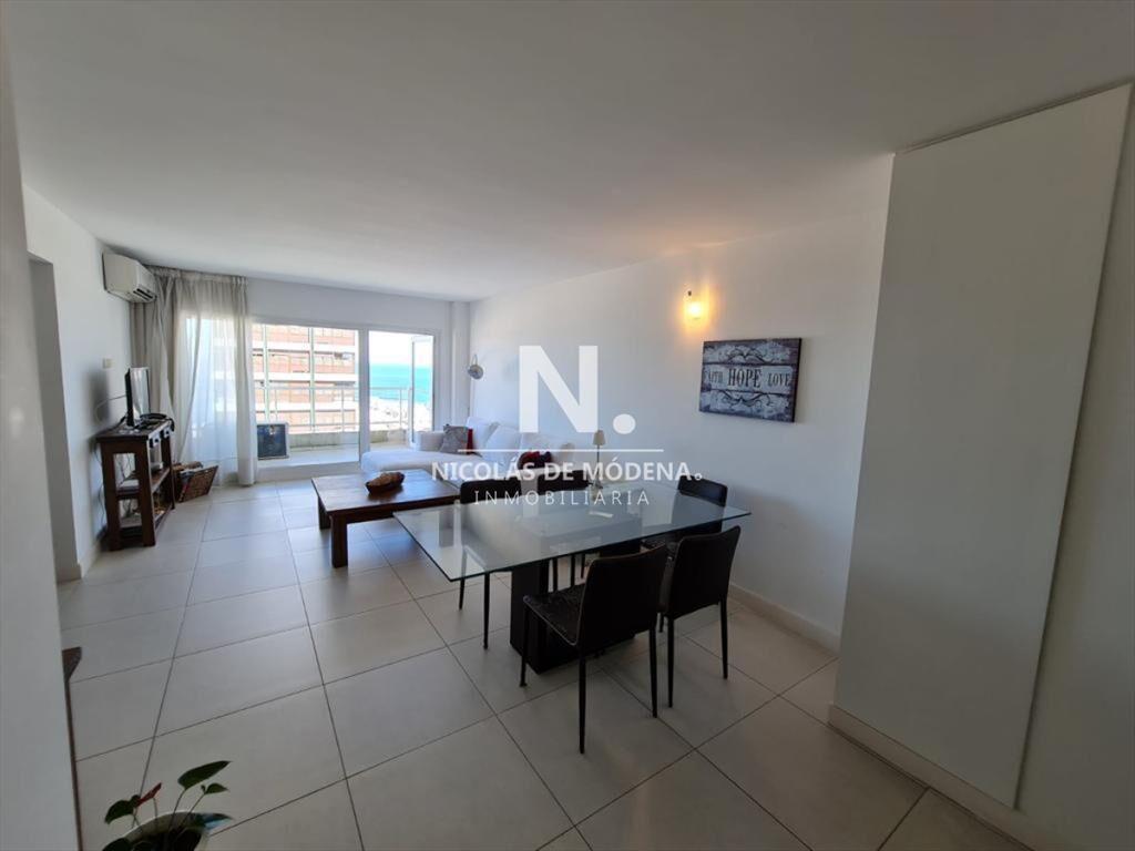 Punta del Este LUX TOWER- Venta departamento 3  9
