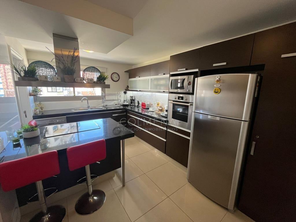 Apartamento en alquiler de 3 dormitorios en Punta