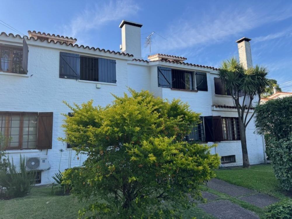 Venta casa 3 dorm en Punta Gorda, Acquistapace