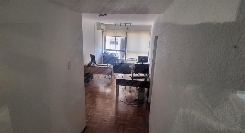 Venta de oficinas en Centro: 18 y Andes