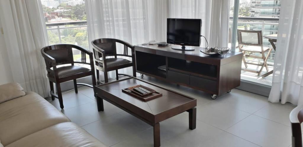 Apartamento en Peninsula, 2 dormitorios