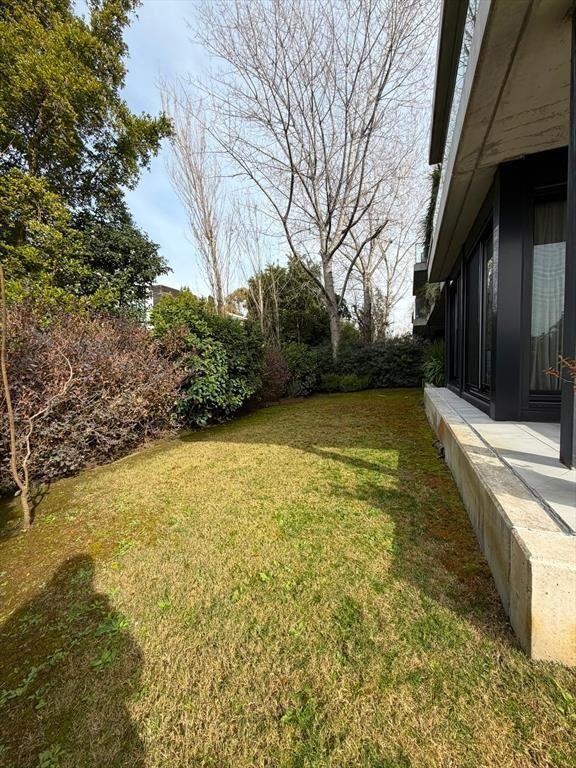 Venta apto 2 dorm. con garage Jardines de Carrasco