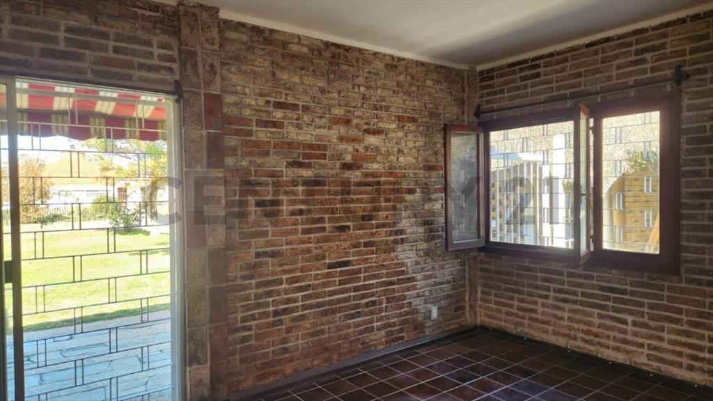 Venta de casa en Atlantida Sur Ubicacion Previlegiada