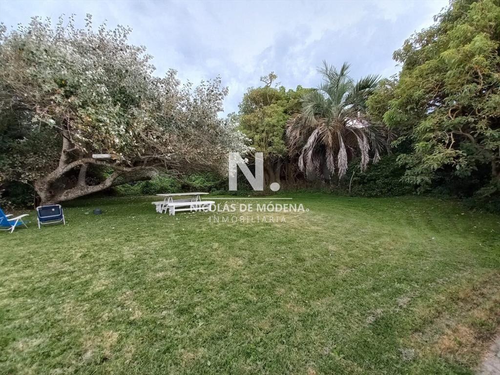 Vende Casa con 1500m2 de Terreno. Muy próxima al