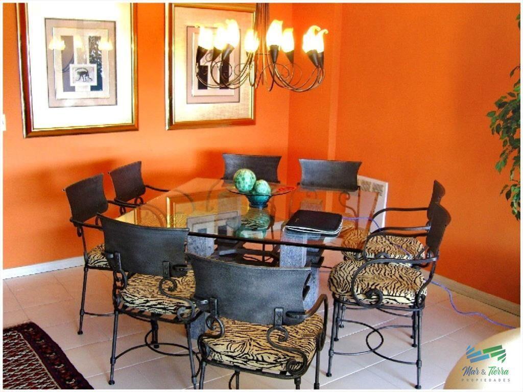 Apartamento en Brava, 3 dormitorios *
