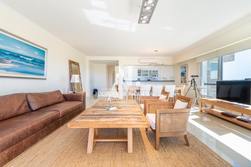 Lindo apartamento con agradable lista al mar