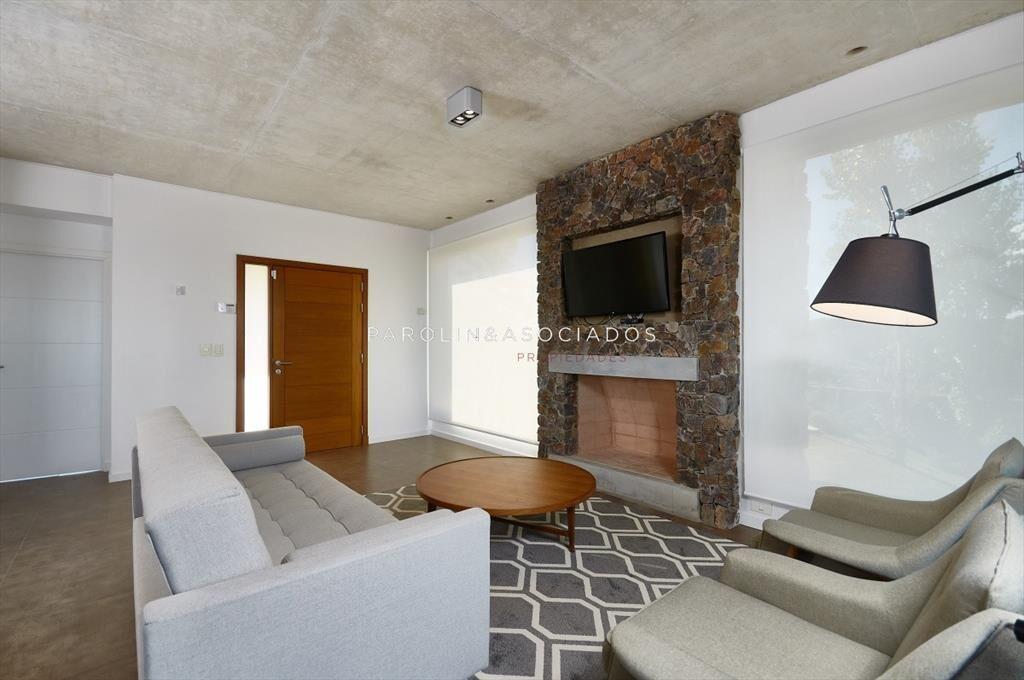 Apartamento en venta de 2 dormitorios en Punta