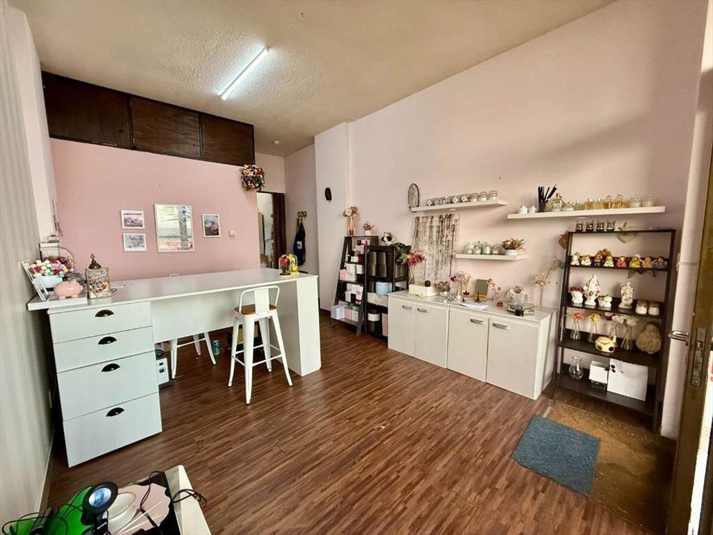VENTA LOCAL SOBRE LA RAMBLA CON RENTA 7,5%