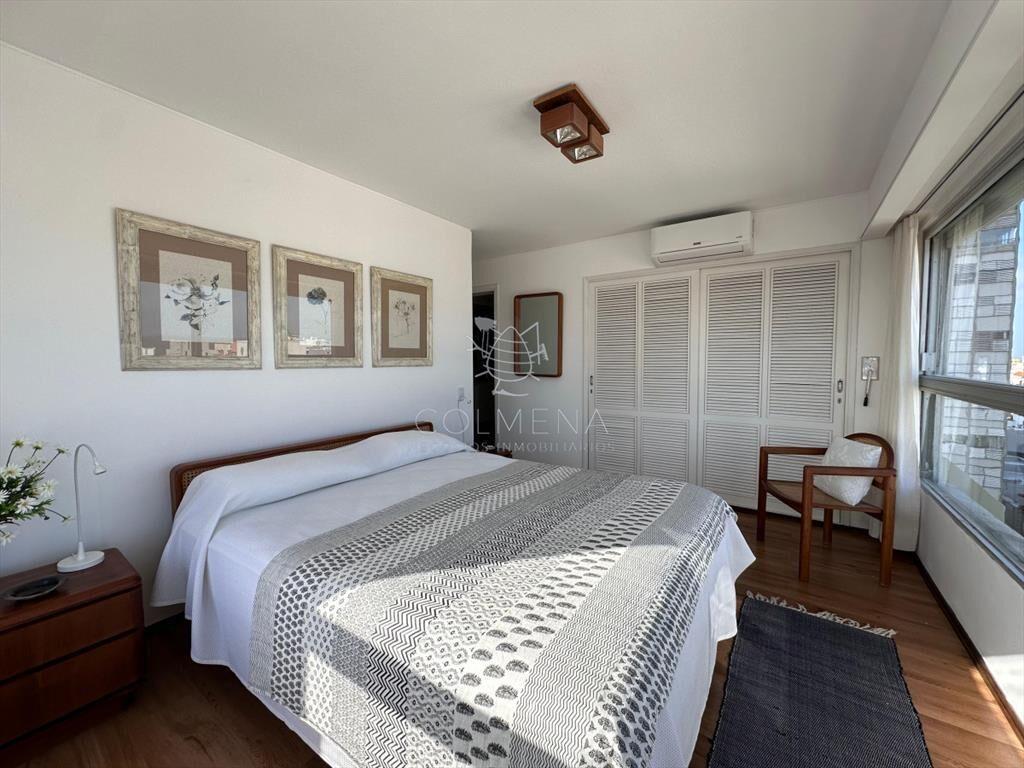 Apartamento de 3 dormitorios en Peninsula, Punta