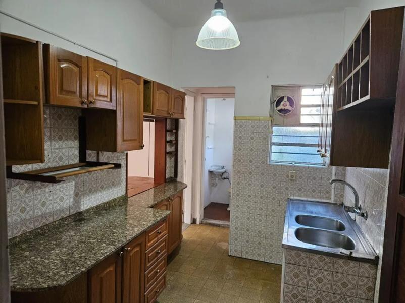 Venta apartamento de 3 dormitorios, 2 baños y patio con par