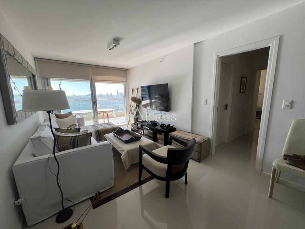 Apartamento en alquiler en playa Brava - Punta