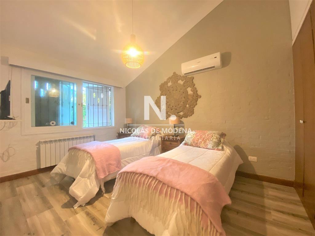 Chalet en Lugano con piscina climatizada y todas las comodi