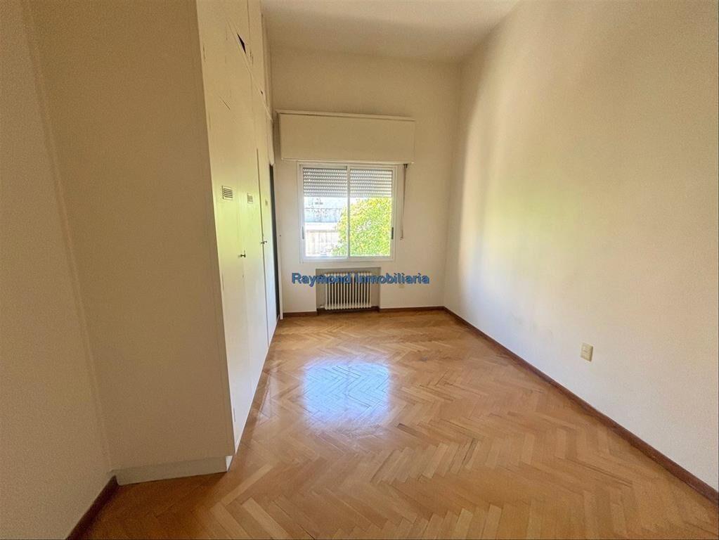 Venta oficina 150m2, 3 baños - Centro