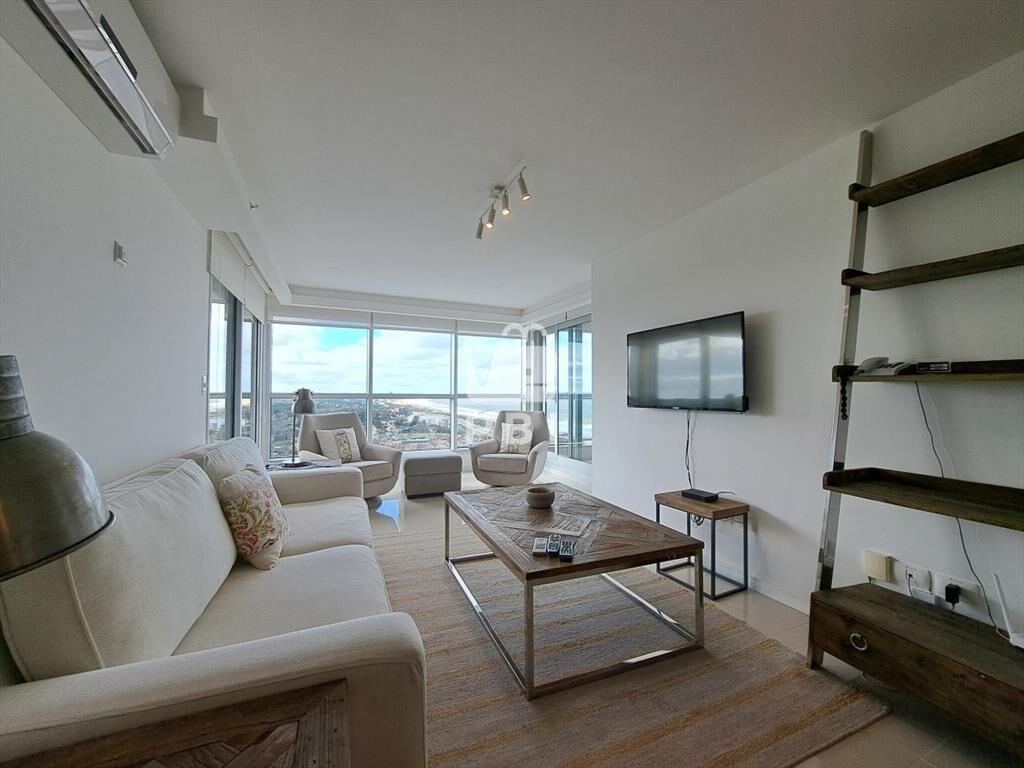 Alquiler de apartamento 2 dormitorios en Punta del este, Ma