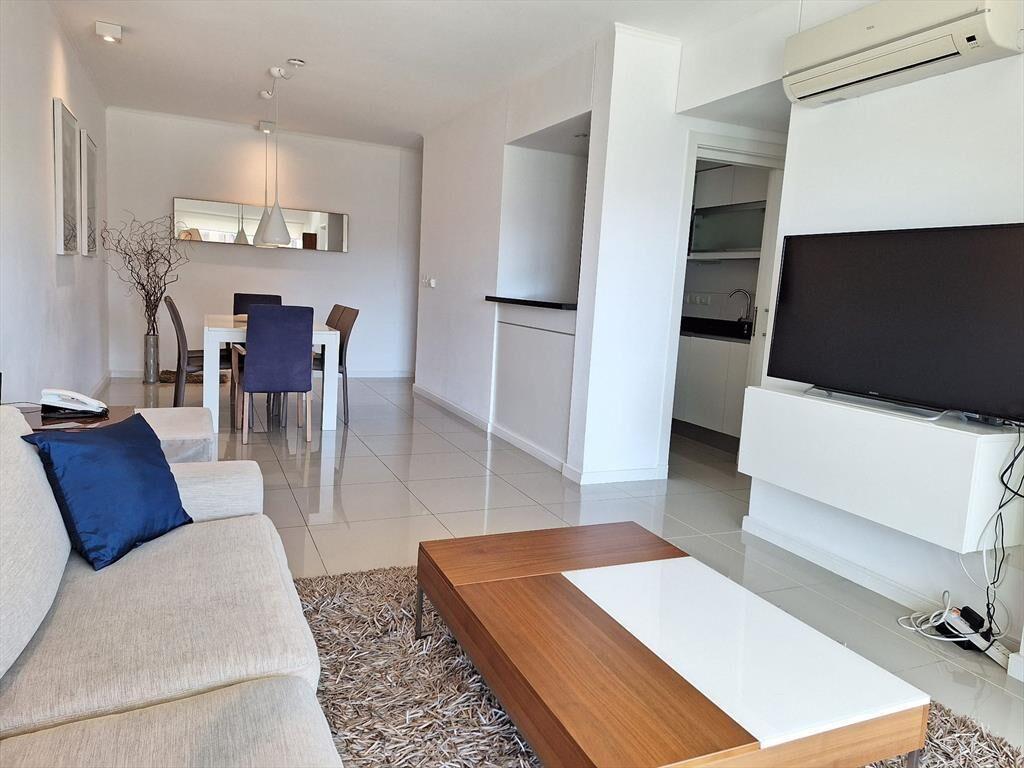 Venta apartamento 2 dormitorios zona Brava