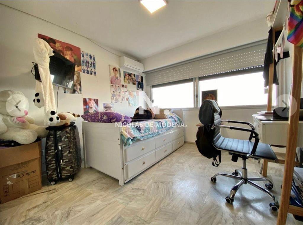 Vende apartamento 3 dormitorios en suite, en del