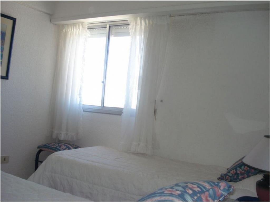 Apartamento en venta en Península, piso alto con vista al