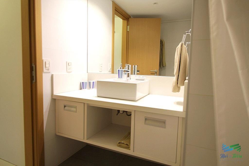 En venta apartamento 1 dormitorio, piso alto, del