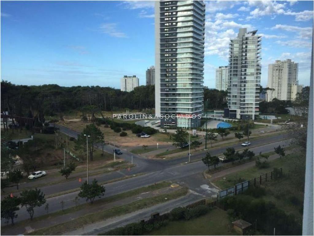 Apartamento en venta de 3 dormitorios en Ocean