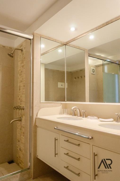 Apartamento en venta c/ cochera en La Pastora