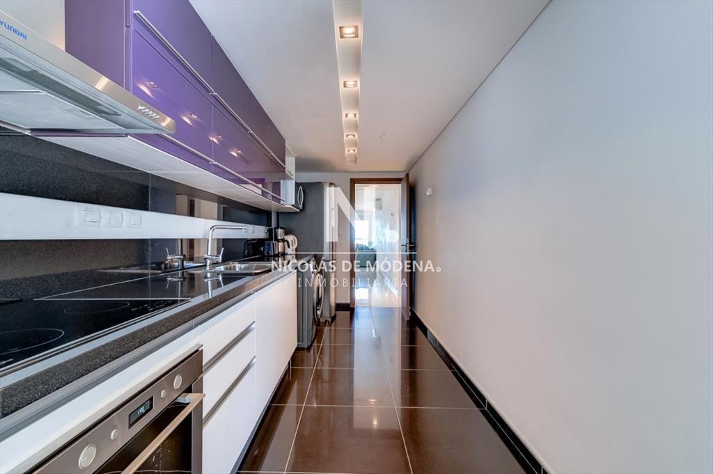 Impecable departamento, comodo e iluminado.