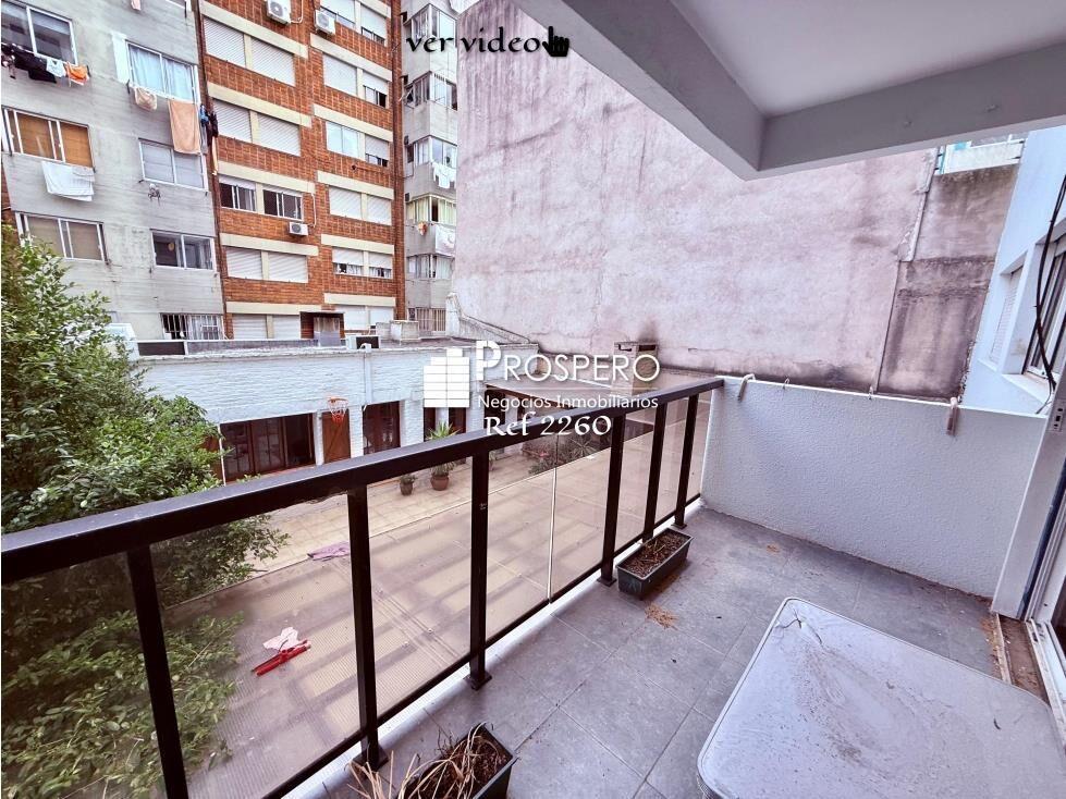 2260 venta apto 3 dorm POCITOS c/balcon