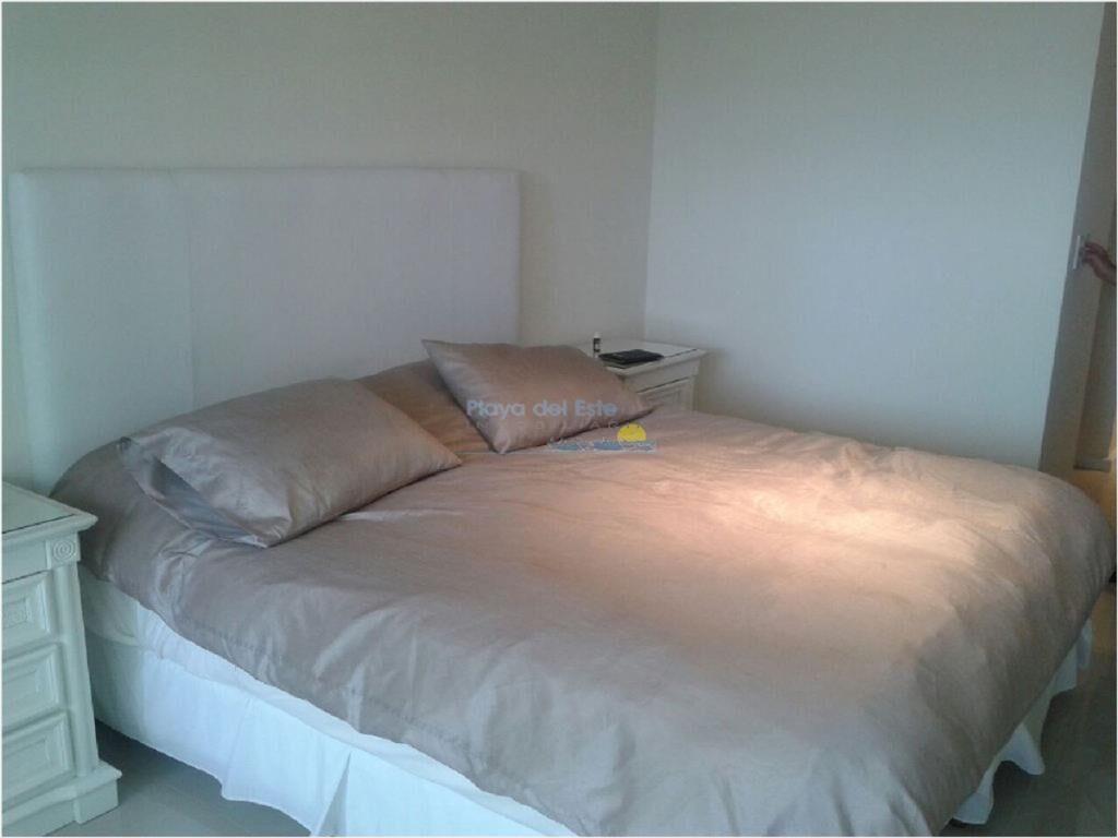 Apartamento en venta de 3 dormitorios en Punta ,