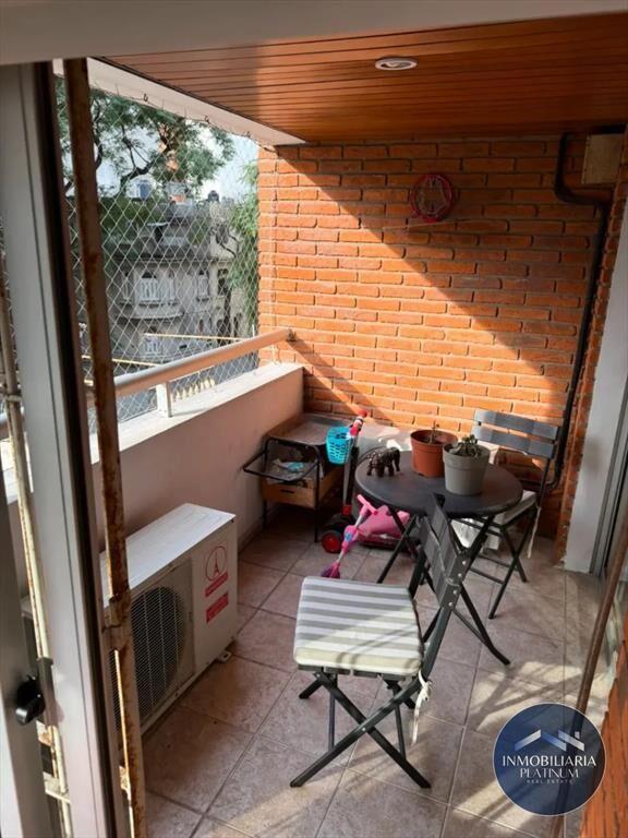 Apartamento en venta c/ cochera en Punta Carretas