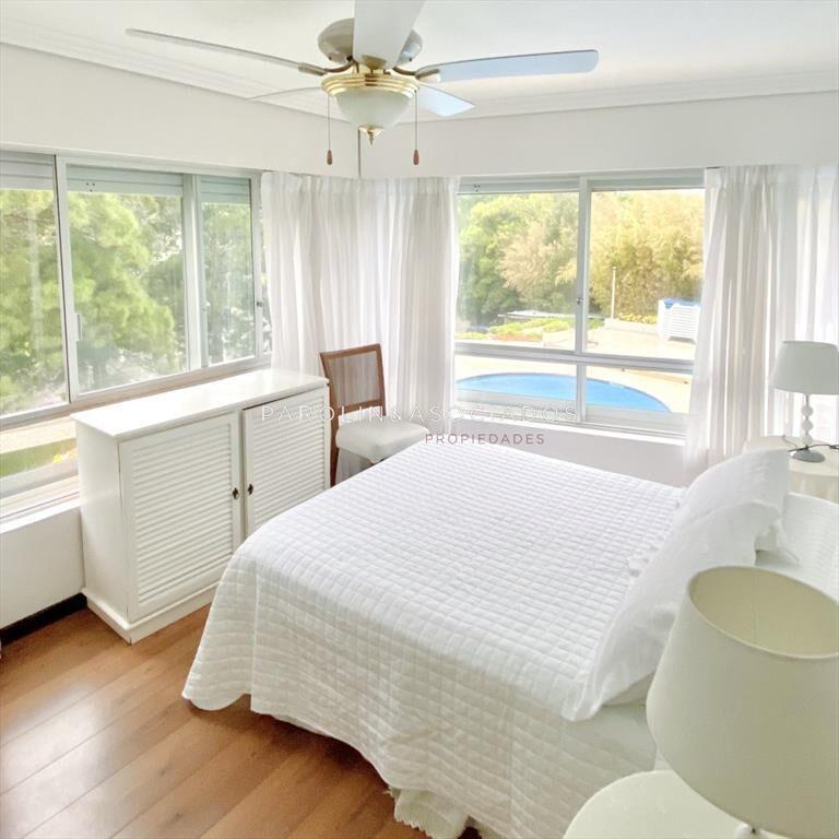Apartamento en venta de 2 dormitorios y en Punta