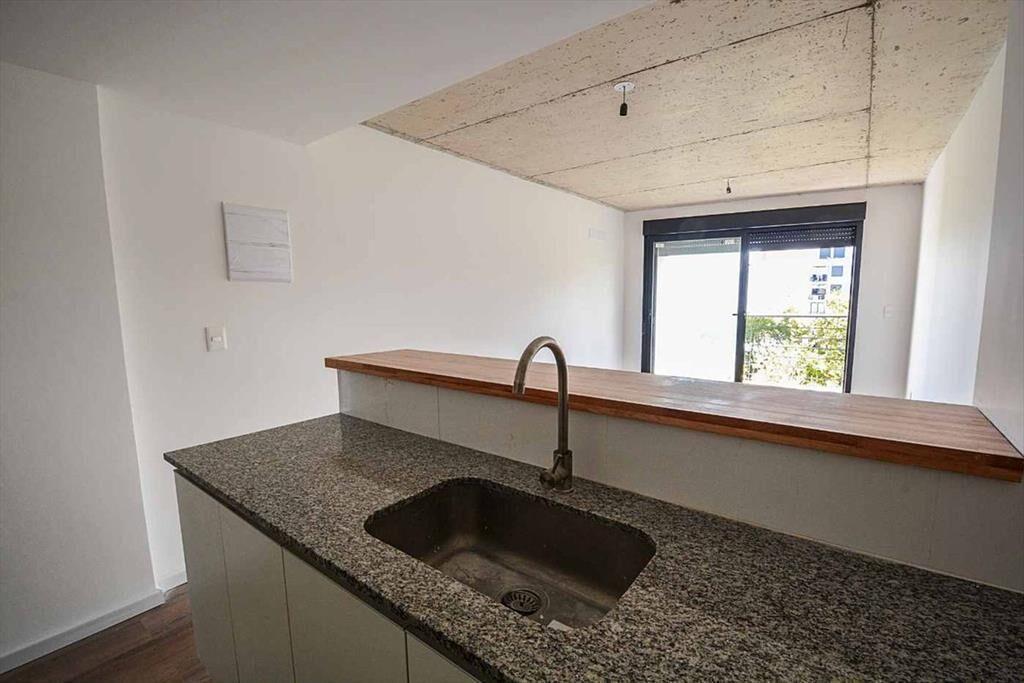 Apto a estrenar 1 dorm en Cordon con garaje