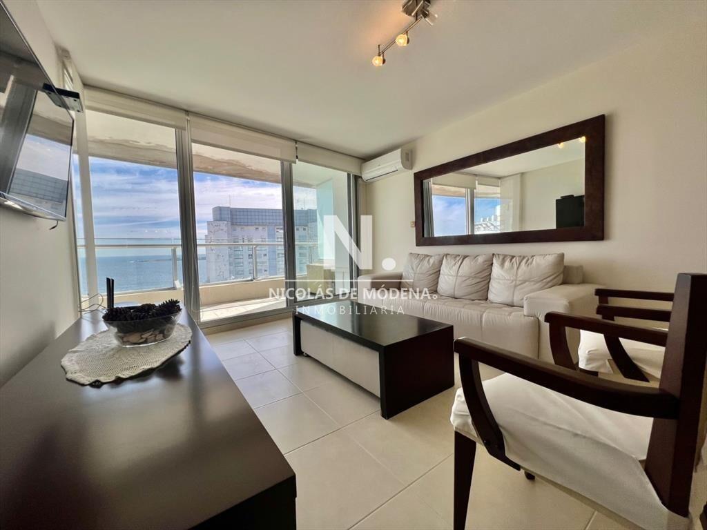Apartamento en alquiler temporario Playa Mansa 2