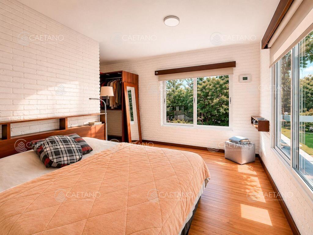 Venta casa 7 dormitorios - Lugano, Punta del Este