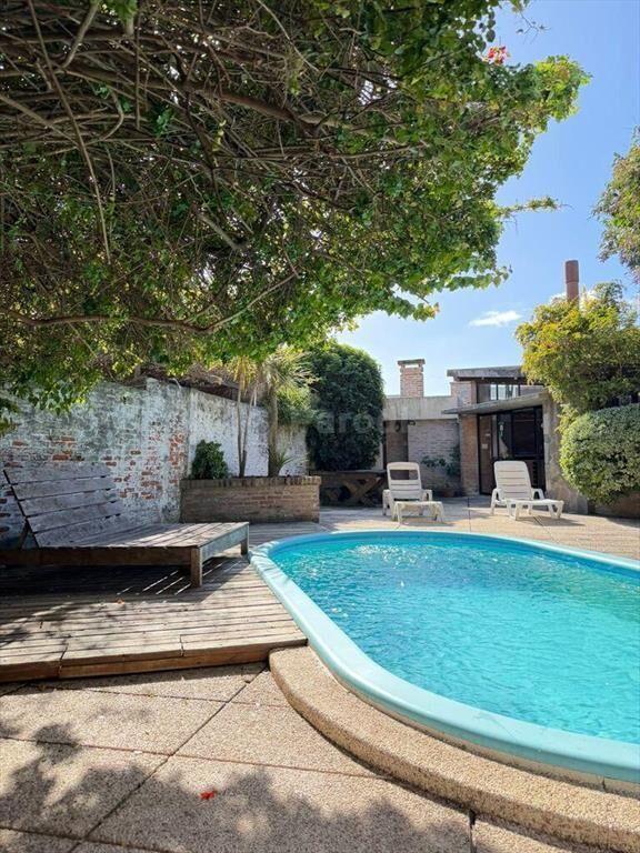 PARODI Venta casa 7 dormitorios Parque Batlle