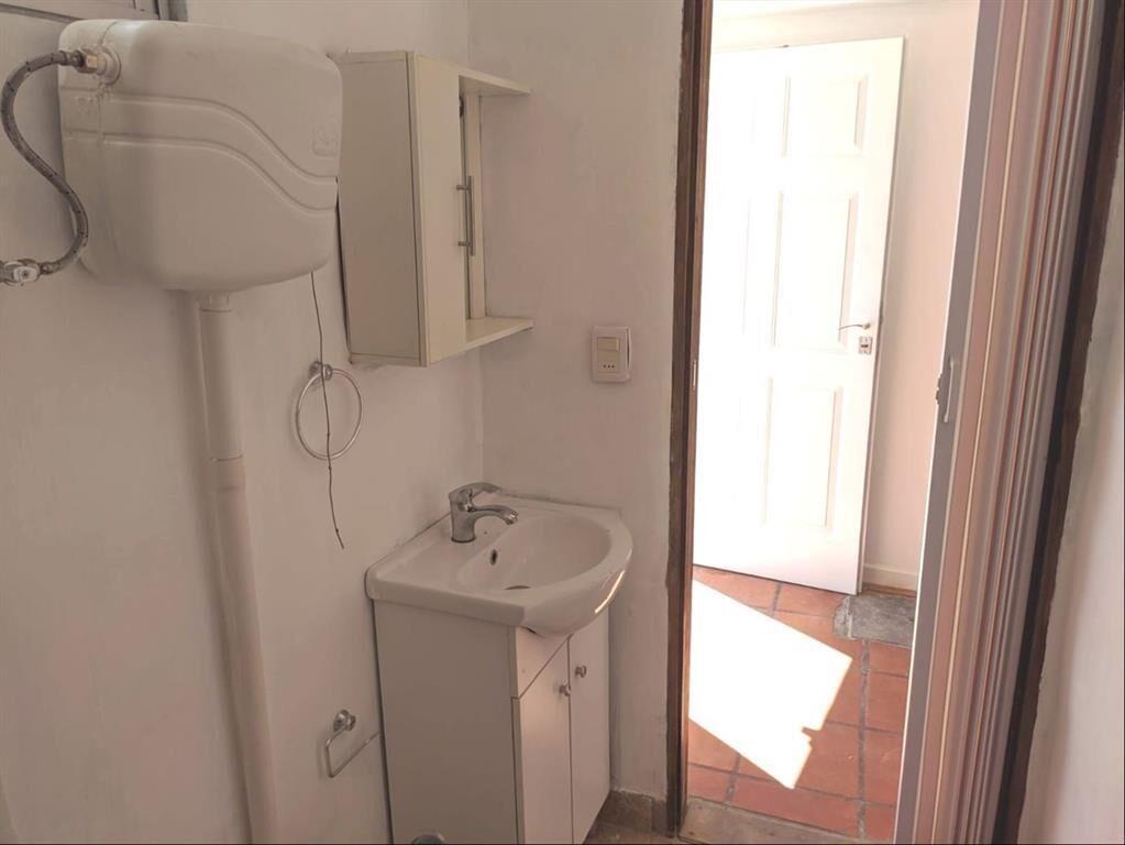 *** ALQUILADO *** AL SUR. MONOAMBIENTE EN BUEN ESTADO. Alqu