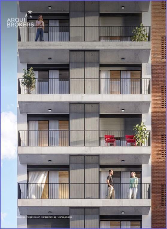Apartamento de un dormitorio con patio en venta en Cordón S