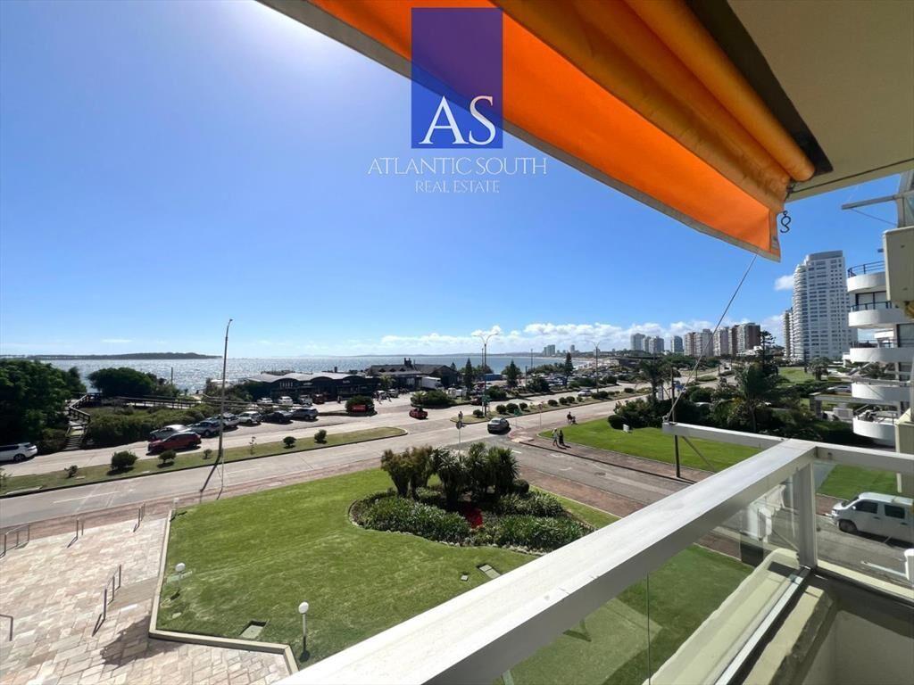 Oportunidad 3 dormitorios en venta frente al mar