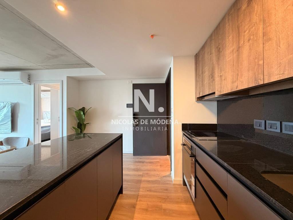 Vende en Punta del Este, departamento comodo de 2 dormitori