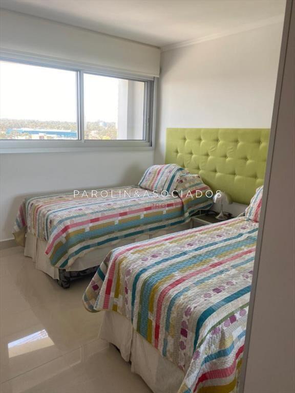 Apartamento en venta de 2 dormitorios en Miami