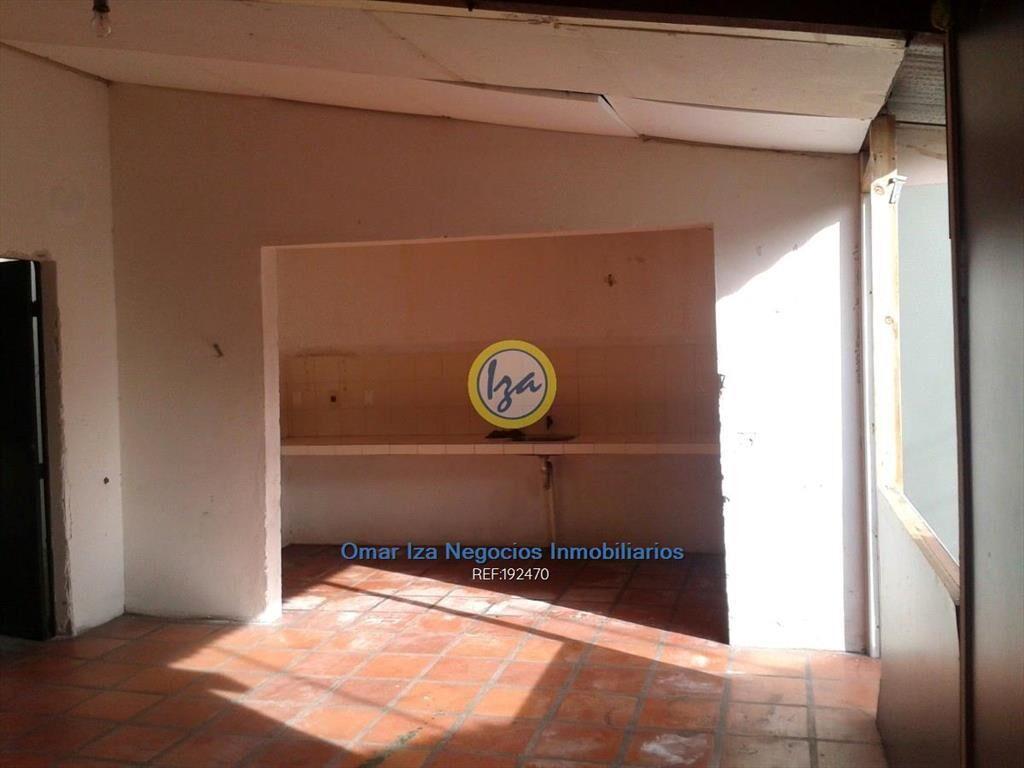 Venta local industrial deposito galpon Jacinto Vera, venta