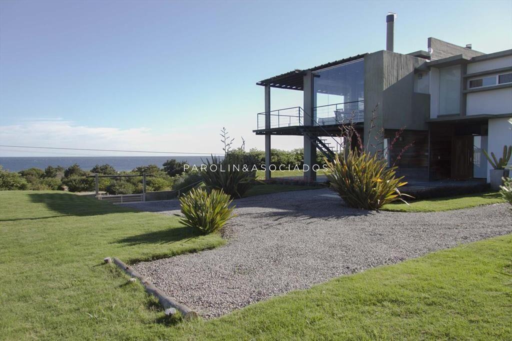 CASA DE 4 DORMITORIOS EN LA JUANITA, JOSE IGNACIO